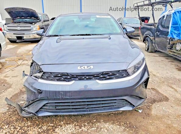 3KPF24AD6RE828149 2024 KIA FORTE Серый Вид спереди