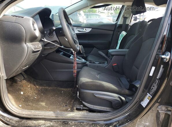3KPF24AD6RE830662 2024 KIA FORTE Black Vista interior delantera