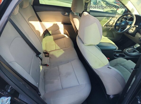 3KPF24AD7KE050739 2019 KIA FORTE Black Rear seats view