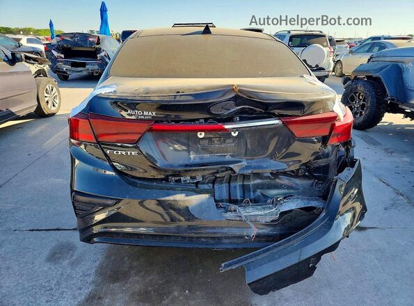 3KPF24AD7KE050739 2019 KIA FORTE Black Rear view