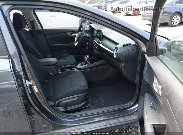 3KPF24AD7ME394994 2021 KIA FORTE Gray Սալոնի դիմացի տեսք