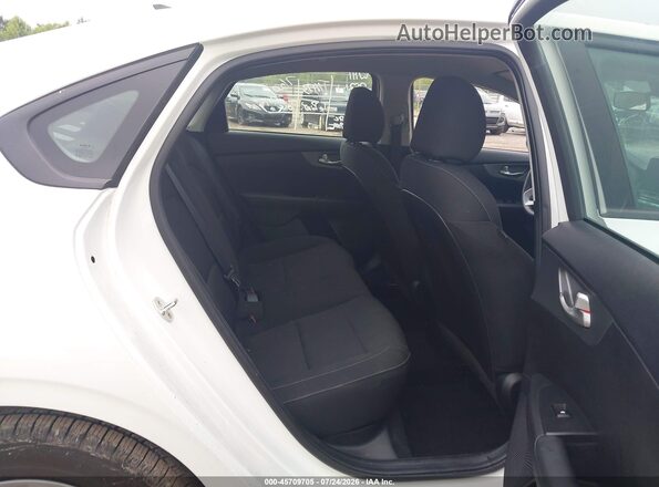 3KPF24AD7ME402821 2021 KIA FORTE White Vista de la etiqueta del VIN
