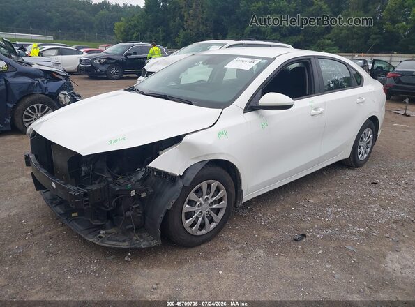 3KPF24AD7ME402821 2021 KIA FORTE White Vista tres cuartos delantera izquierda