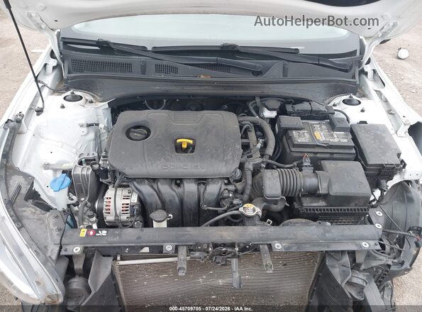 3KPF24AD7ME402821 2021 KIA FORTE White Vista trasera