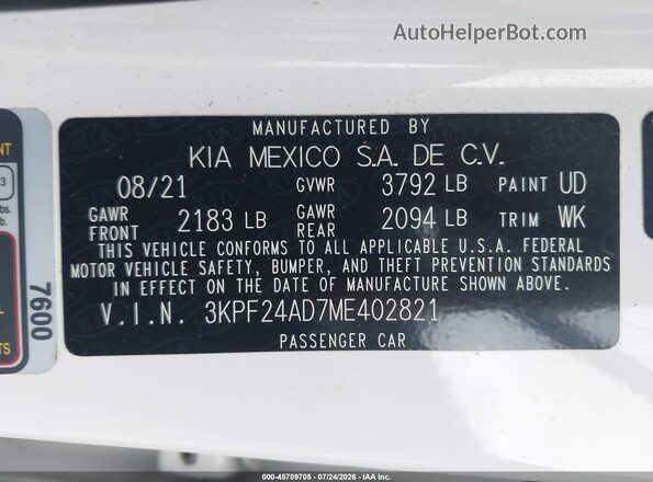 3KPF24AD7ME402821 2021 KIA FORTE White Vista del compartimento del motor