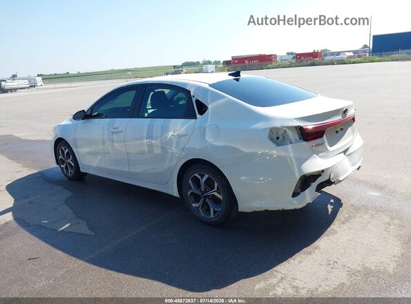 3KPF24AD7ME410918 2021 KIA FORTE Белый 