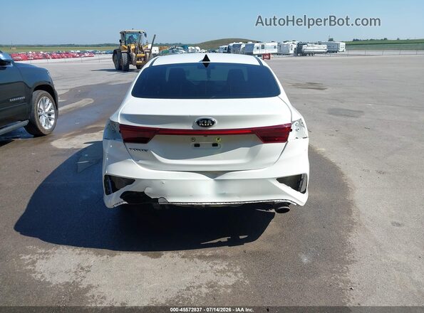 3KPF24AD7ME410918 2021 KIA FORTE Белый 