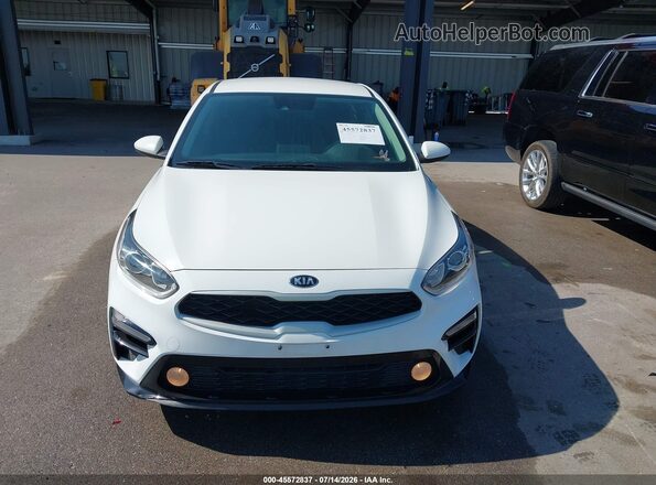 3KPF24AD7ME410918 2021 KIA FORTE Белый Вид задней части салона