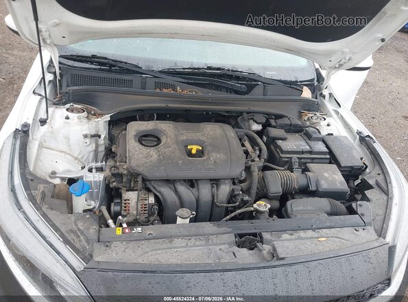 3KPF24AD7NE448926 2022 KIA FORTE White უკანა ხედი