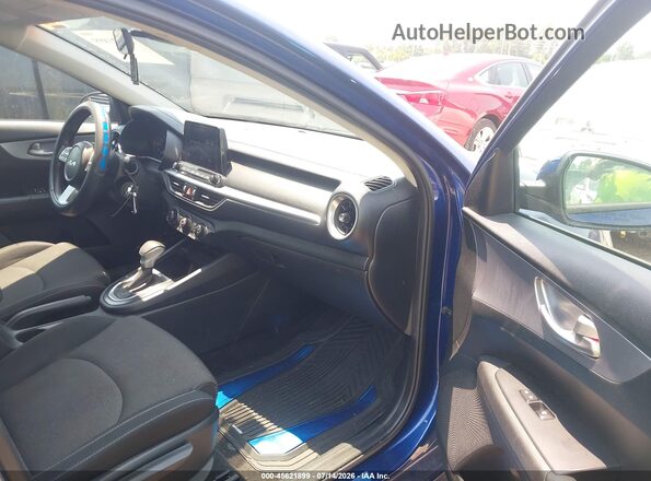 3KPF24AD7NE472630 2022 KIA FORTE Blue Vista interior delantera