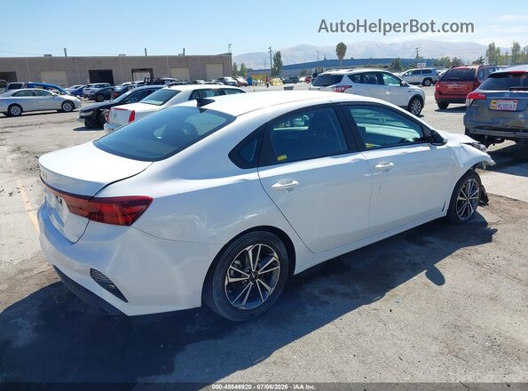 3KPF24AD7NE474376 2022 KIA FORTE White უკანა მარჯვენა
