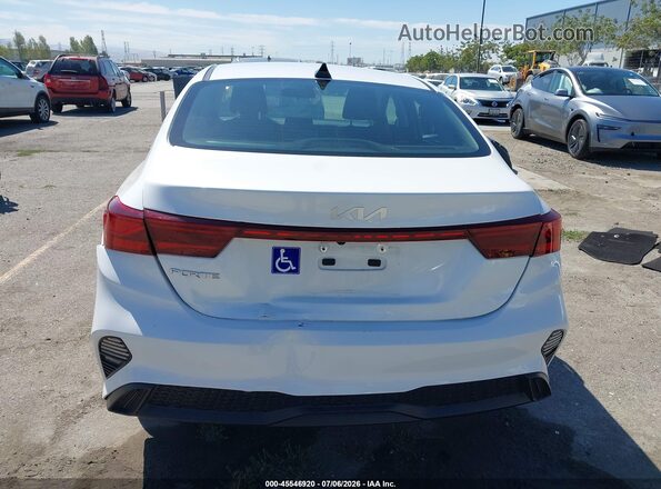 3KPF24AD7NE474376 2022 KIA FORTE White 