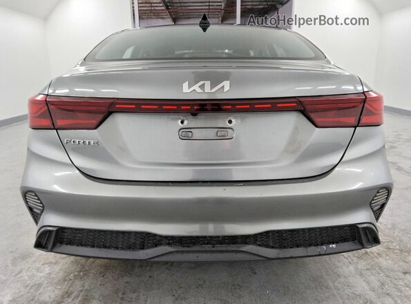 3KPF24AD7NE501513 2022 KIA FORTE Gray უკანა ხედი