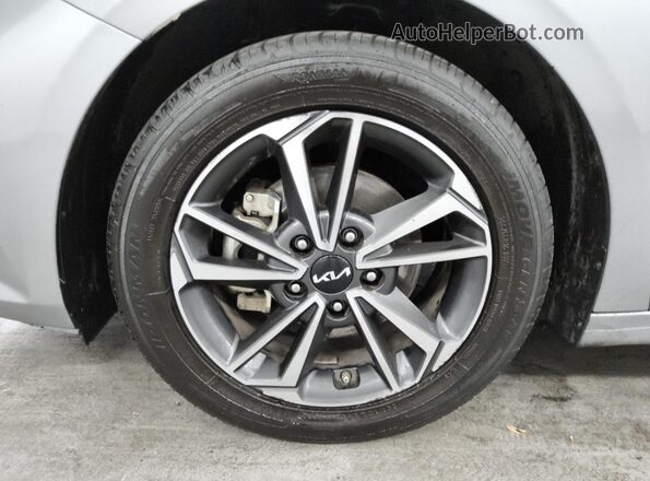 3KPF24AD7NE501513 2022 KIA FORTE Gray 