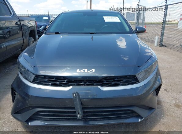 3KPF24AD7PE623985 2023 KIA FORTE Gray Դիմացի տեսք