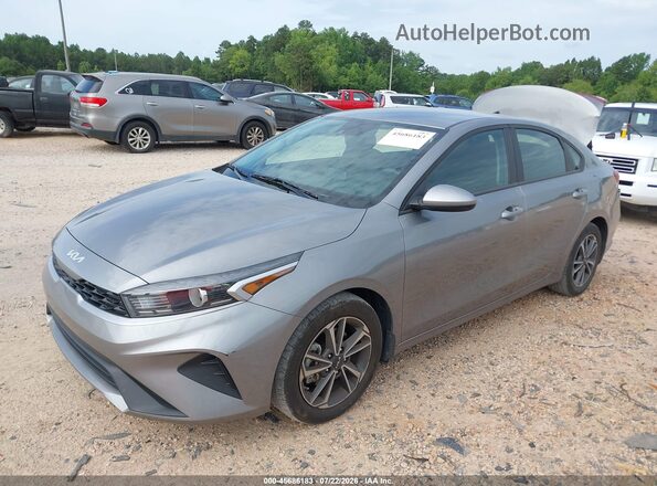 3KPF24AD7PE662897 2023 KIA FORTE Silver წინა მარცხენა ხედი სამი მეოთხედიდან