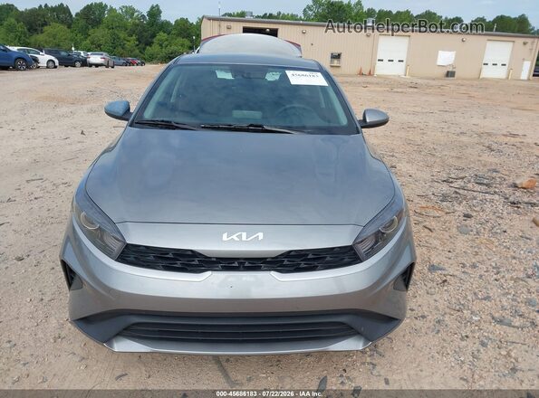 3KPF24AD7PE662897 2023 KIA FORTE Silver ხელსაწყოთა პანელის ხედი