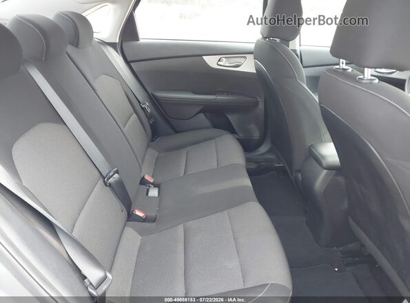 3KPF24AD7PE662897 2023 KIA FORTE Silver VIN კოდის სტიკერის ხედი