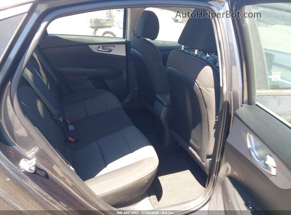 3KPF24AD7RE687558 2024 KIA FORTE Gray Vista de la etiqueta del VIN