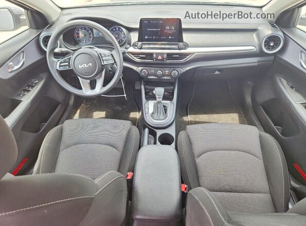 3KPF24AD7RE725306 2024 KIA FORTE Gray წინა პანელის ხედი