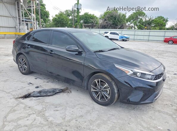 3KPF24AD7RE730537 2024 KIA FORTE Черный Передняя правая четверть