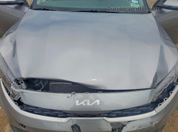 3KPF24AD7RE730859 2024 KIA FORTE Silver Սալոնի հետևի տեսք