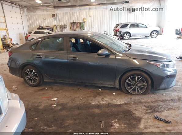 3KPF24AD7RE738847 2024 KIA FORTE Gray უკანა სალონის ხედი