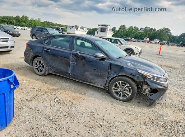 3KPF24AD7RE744535 2024 KIA FORTE Black Przód prawy