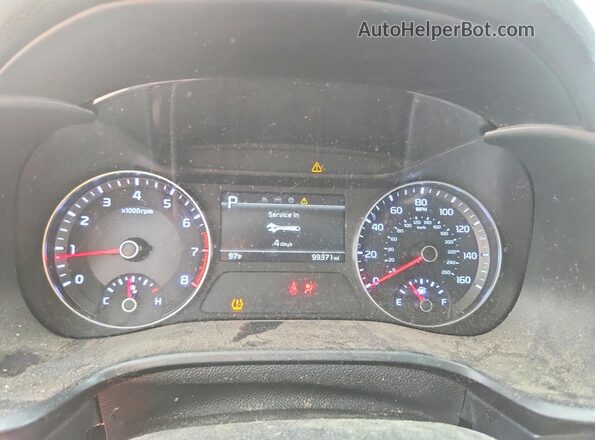 3KPF24AD7RE744535 2024 KIA FORTE Black Widok zestawu wskaźników