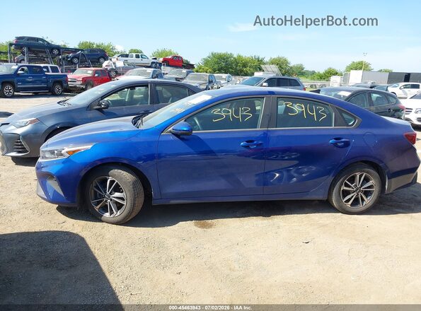3KPF24AD7RE768544 2024 KIA FORTE Blue Սալոնի 360 աստիճան տեսք