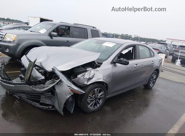 3KPF24AD7RE779981 2024 KIA FORTE Silver Front left