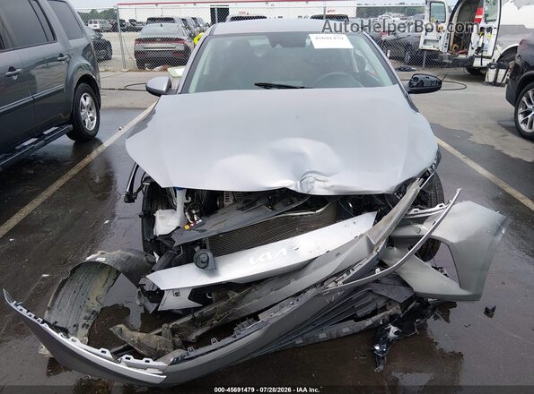 3KPF24AD7RE779981 2024 KIA FORTE Silver Front view