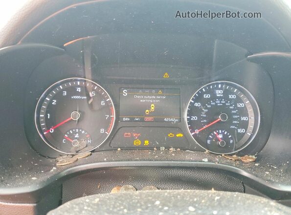 3KPF24AD7RE804698 2024 KIA FORTE Red Widok zestawu wskaźników