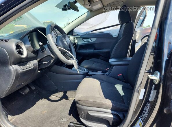 3KPF24AD8KE017569 2019 KIA FORTE Черный Вид салона спереди