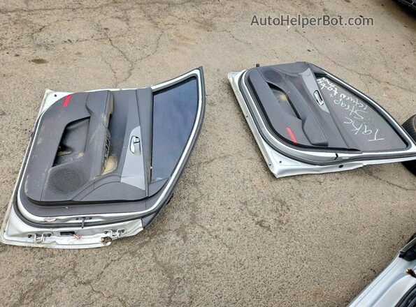 3KPF24AD8ME282186 2021 KIA FORTE Silver Engine compartment view