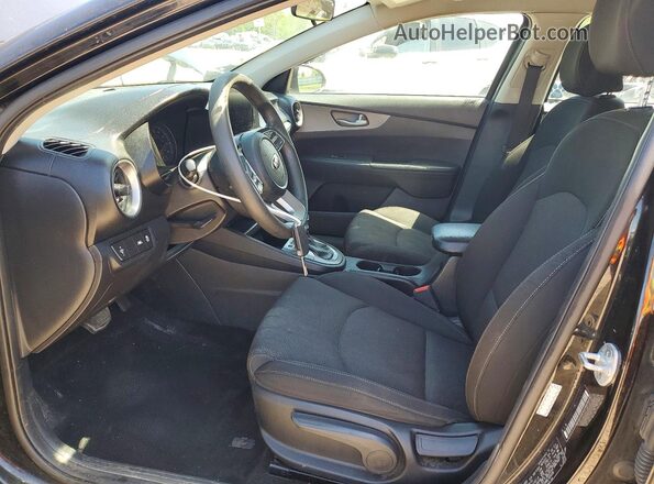 3KPF24AD8ME285038 2021 KIA FORTE Black წინა სალონის ხედი