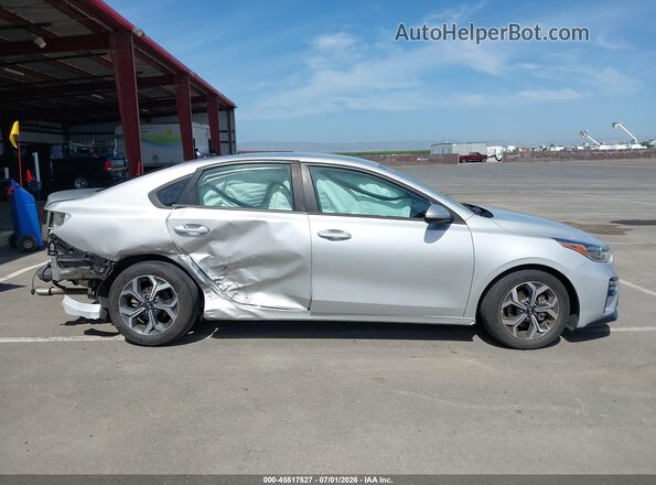 3KPF24AD8ME285556 2021 KIA FORTE Silver Vista interior de 360 grados