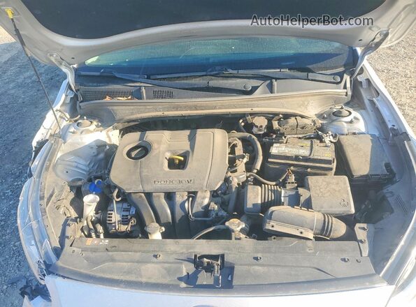 3KPF24AD8ME305708 2021 KIA FORTE Серебряный Вид задней части салона