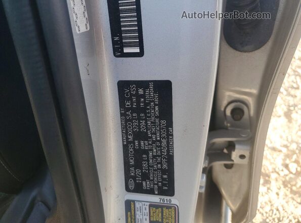 3KPF24AD8ME305708 2021 KIA FORTE Серебряный Вид подкапотного пространства