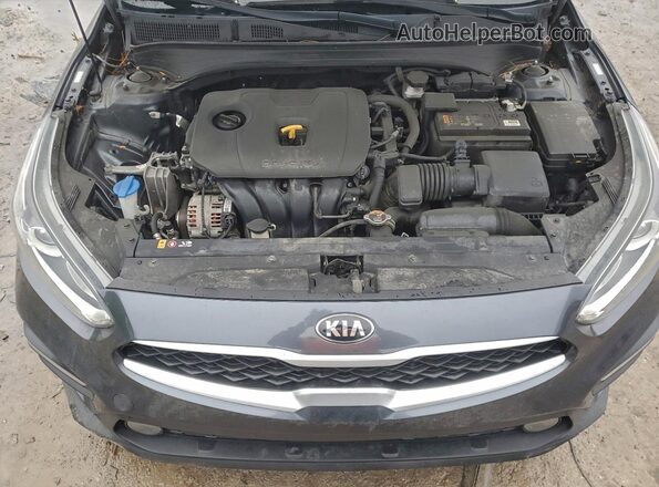3KPF24AD8ME314778 2021 KIA FORTE Gray Вид задньої частини салону