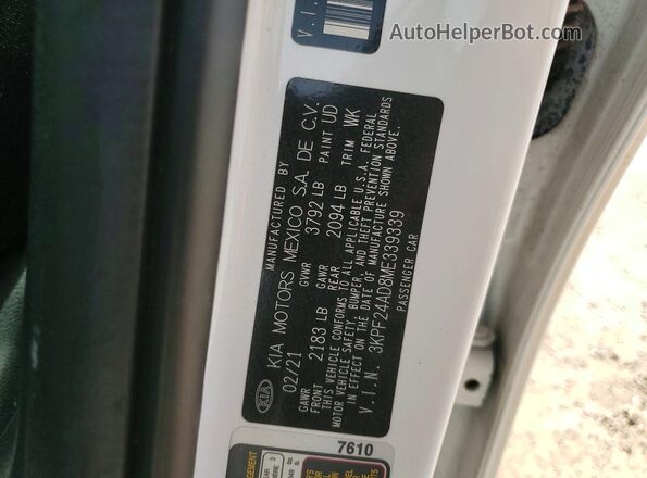 3KPF24AD8ME339339 2021 KIA FORTE Белый Вид подкапотного пространства