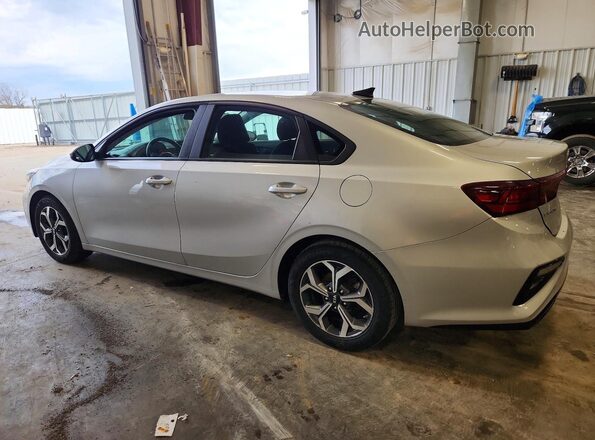 3KPF24AD8ME341463 2021 KIA FORTE Серебряный Задняя левая четверть