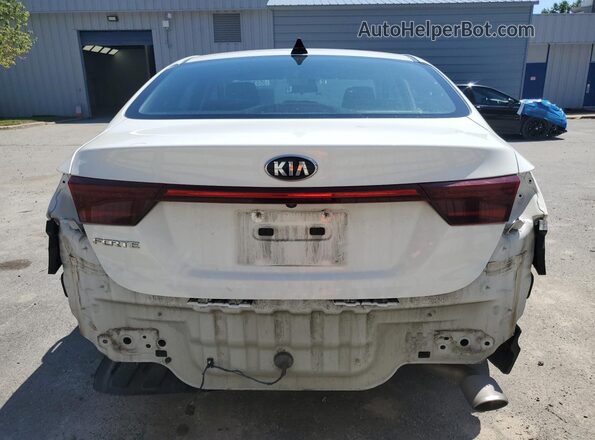3KPF24AD8ME346890 2021 KIA FORTE White 