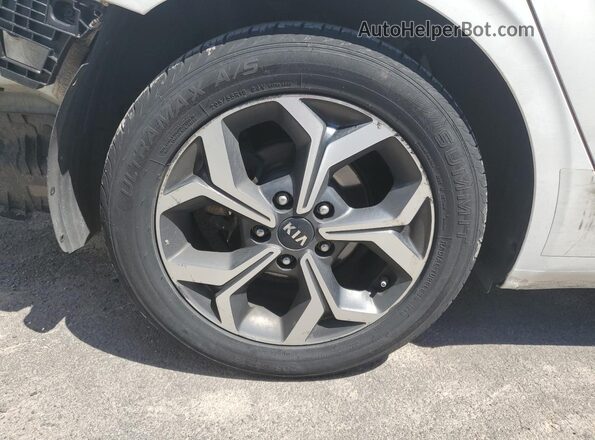 3KPF24AD8ME346890 2021 KIA FORTE White 