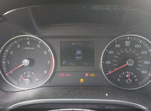 3KPF24AD8ME364564 2021 KIA FORTE Silver 