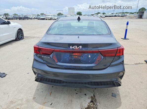 3KPF24AD8NE427700 2022 KIA FORTE Gray Widok z tyłu