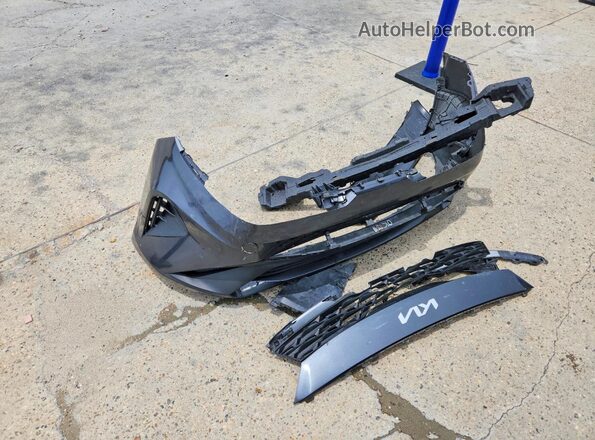 3KPF24AD8NE427700 2022 KIA FORTE Gray Widok komory silnika