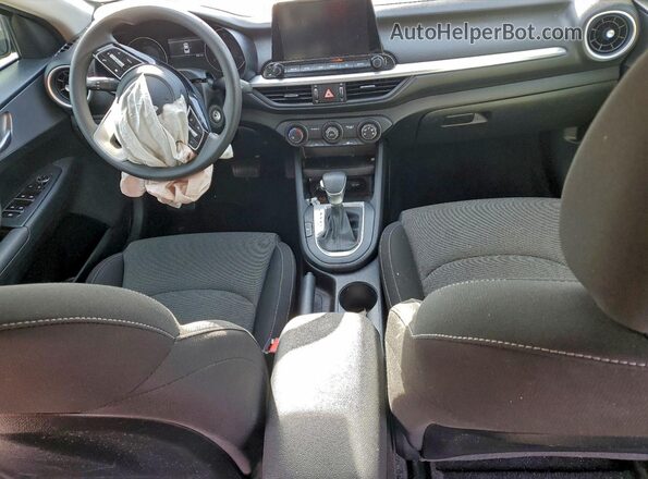 3KPF24AD8PE564591 2023 KIA FORTE Black Vista del salpicadero