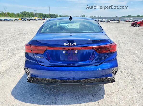 3KPF24AD8PE585487 2023 KIA FORTE Blue უკანა ხედი