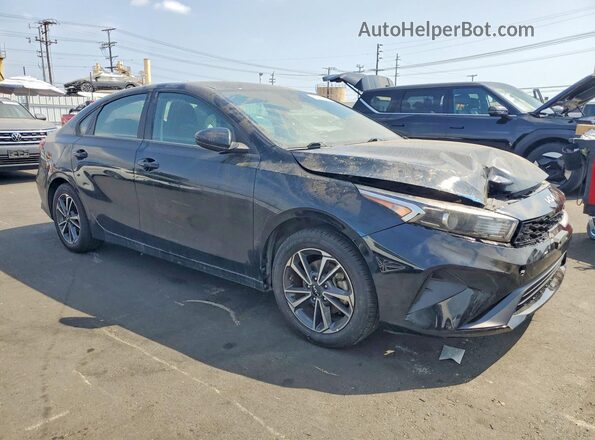 3KPF24AD8PE612140 2023 KIA FORTE Black Front right